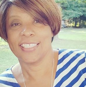 Meet your Posher, Suzanne